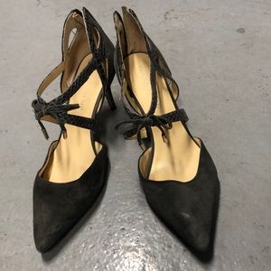 Beautiful grey suede high heels!